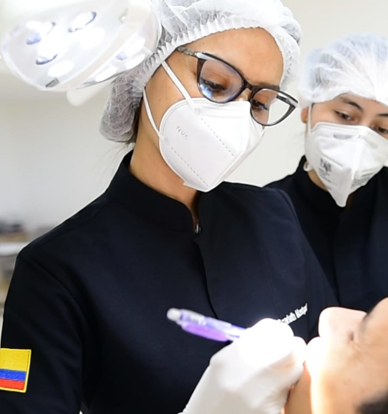 Aplicación Blanqueamiento dental